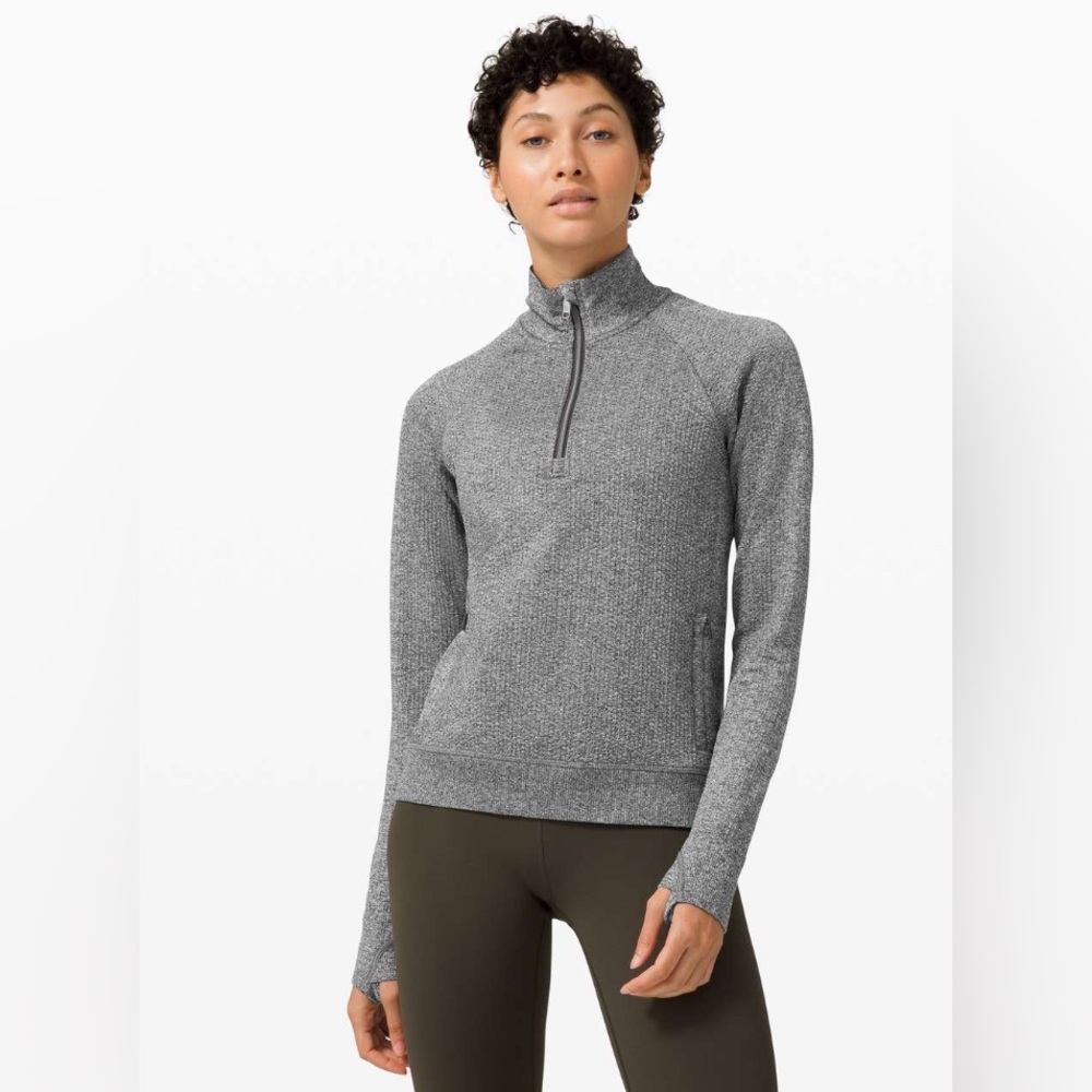 Lululemon Engineered Warmth Half Zip
Graphite Grey / White. Size 6. Like new!